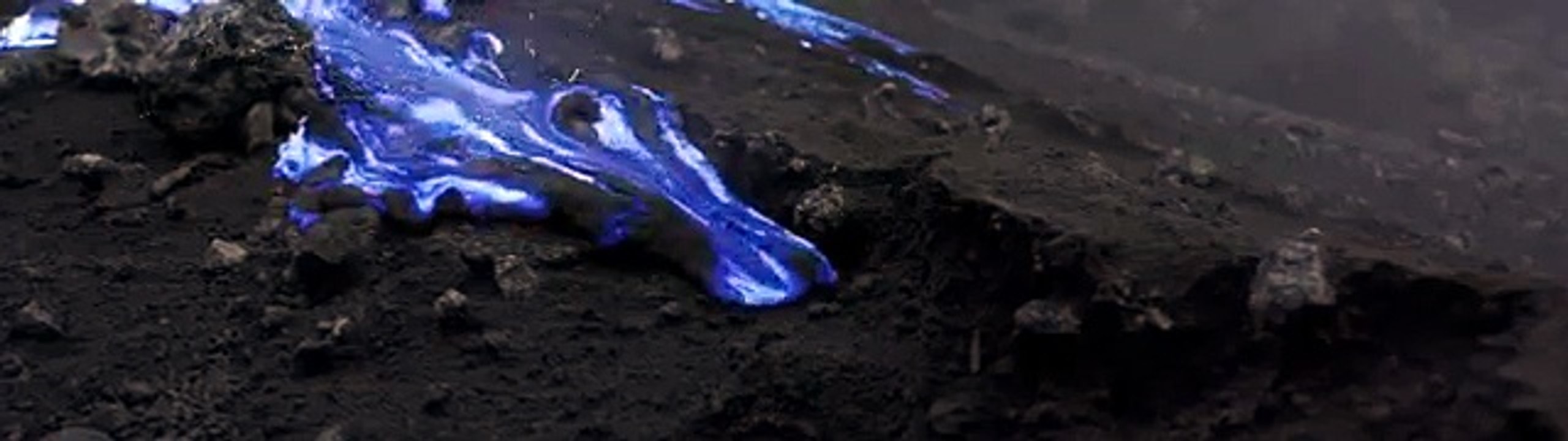 björk- black lake