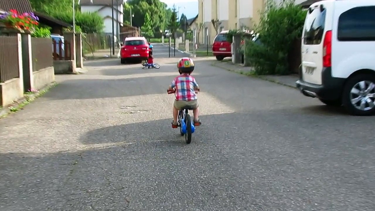 Arthur débute en velo