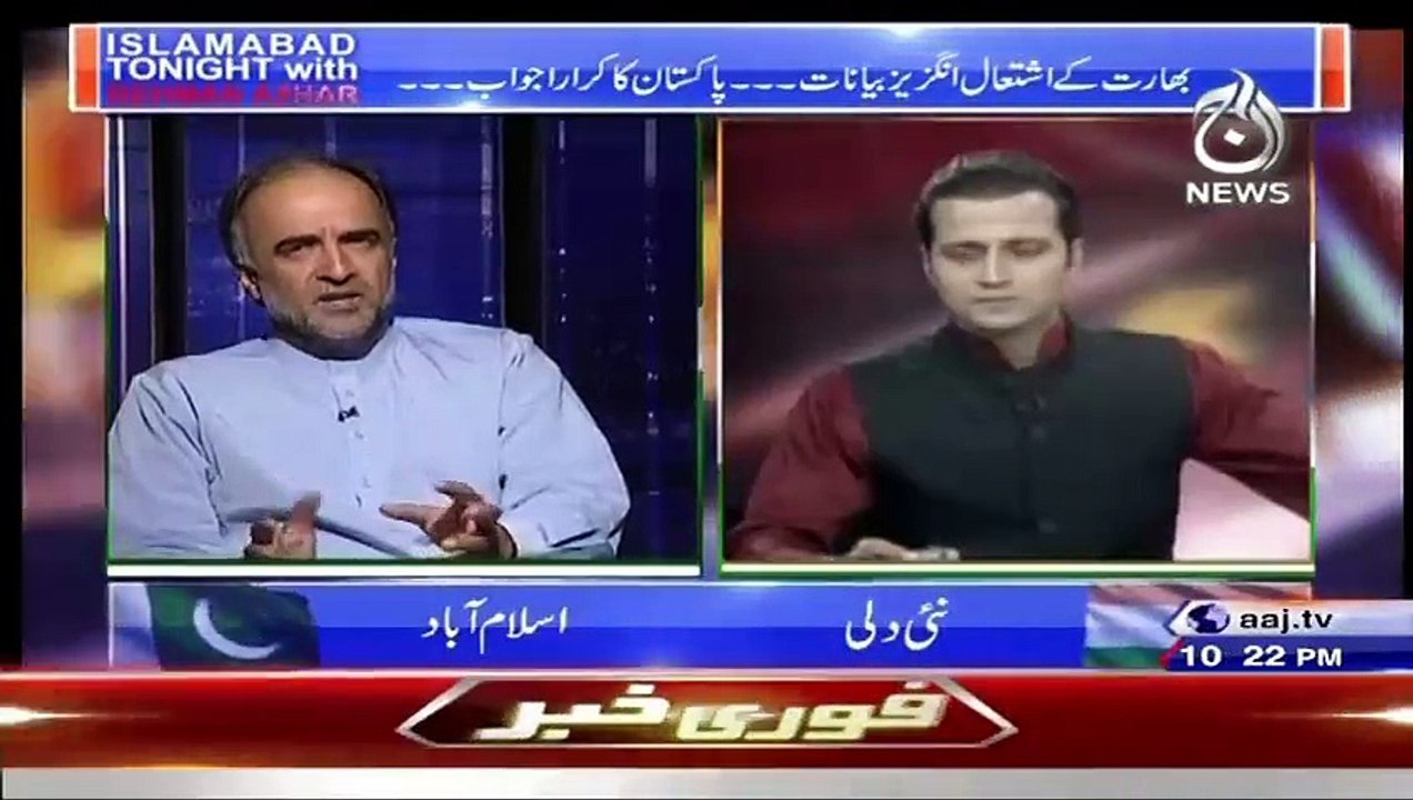 Qamar Zaman Kaira Ne Indians Ki Bezati Kardi Live Show Mein