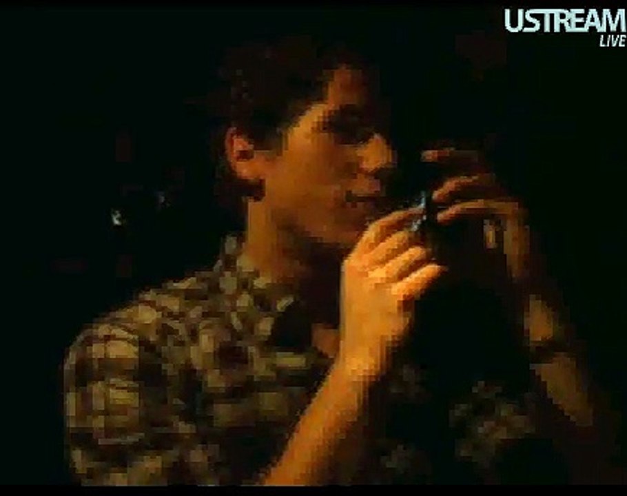Nick Jonas Live Chat - Nick talking to Joe on the phone 'I love you bro' - 2/2/2010