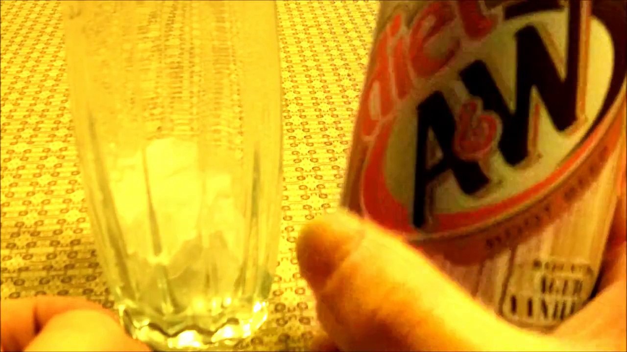 Channel Reflex - US Cuisine pt4 - A&W Rootbeer