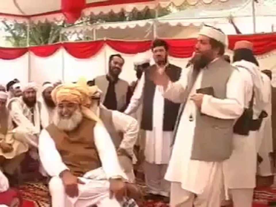 Maulana Fazal Ur Rahman and company in good mood