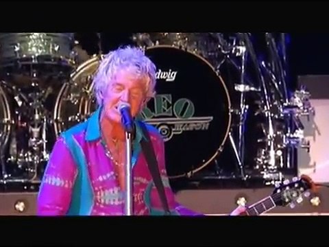 REO Speedwagon - Keep On Loving You (Live - 2010)