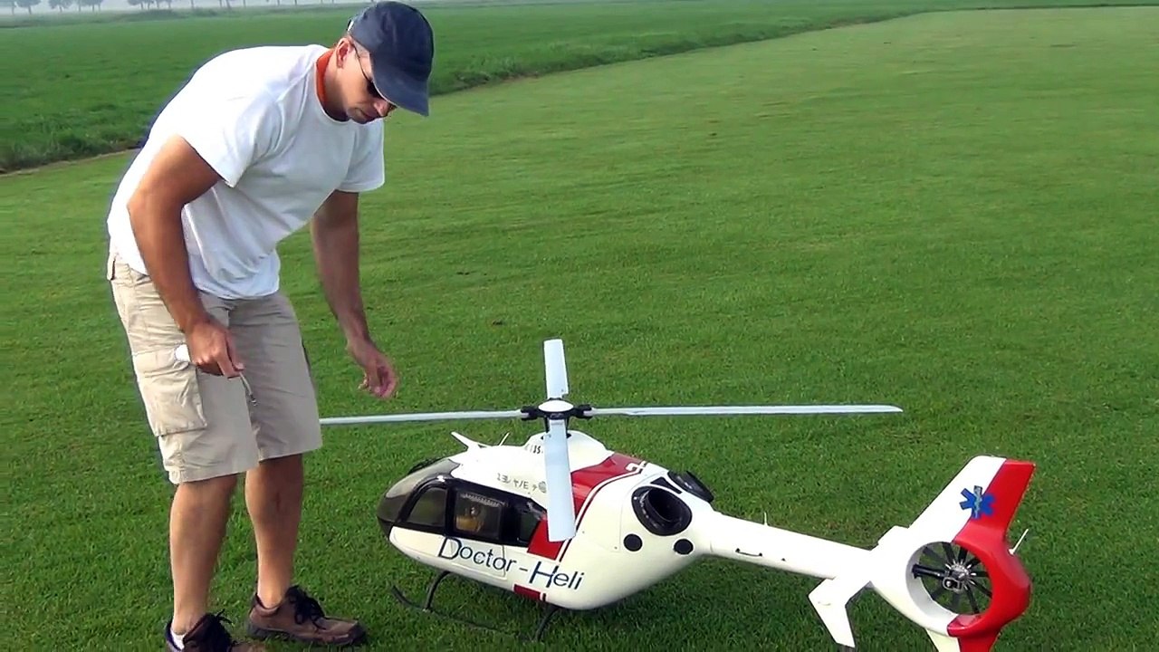 Vario EC 135 PHT 3 Startup and flight