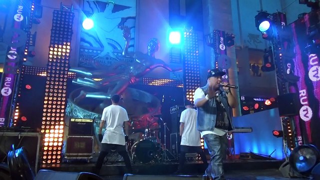 Не надо прекращать аплодировать(Доминик Джокер)