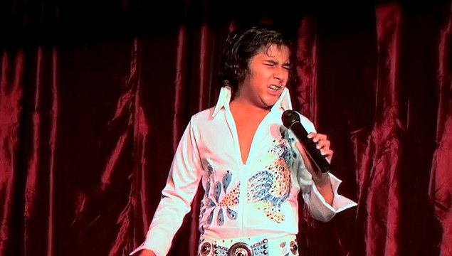 Cote Deonath sings 'Can't Help falling In Love' Elvis Week 2011