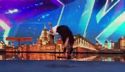 9 year old girl Shocked Everyone In The Show