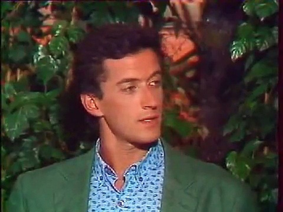 Michele Alliot-Marie en 1986 répond à des questions coquines