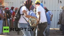 Mexico: See teachers attack Guerrero governor's residence over missing students