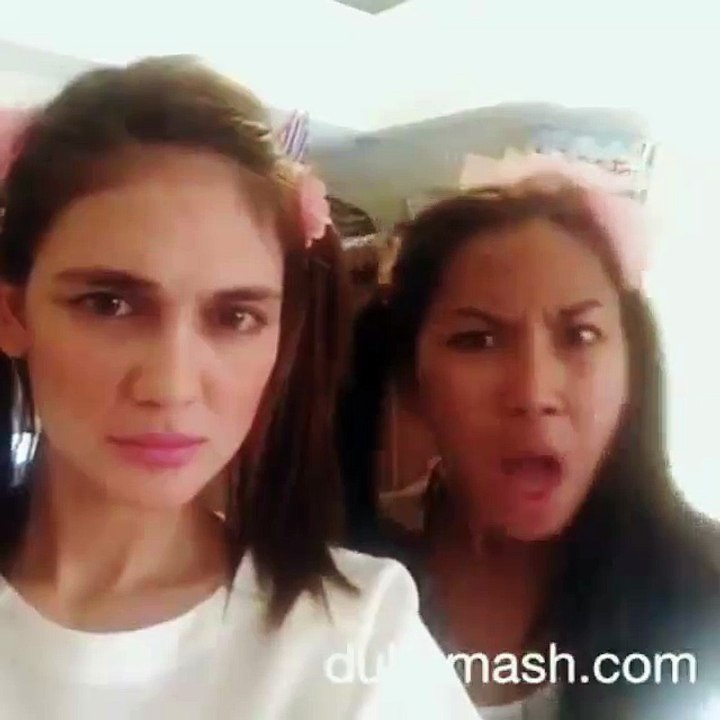 Kelakuan Lucu Luna Maya Dengan Sahabatnya