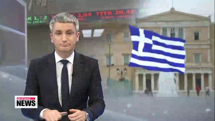 S&P downgrades Greece, warns default could happen within 12 months