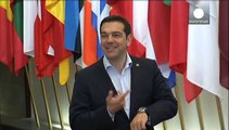 Tsipras, Merkel y Hollande acuerdan aumentar la intensidad de las negociaciones de la deuda griega