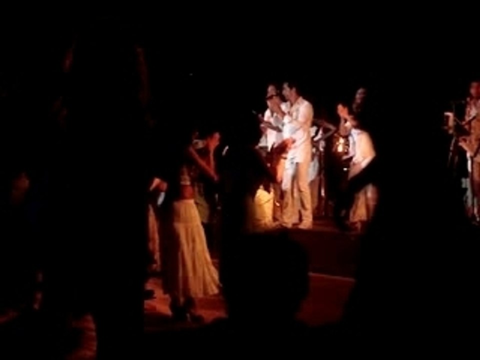 Crazy Signs Cancun 1