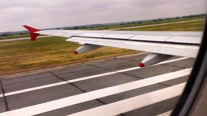 Take-off Otopeni (OTP) Austrian Airlines