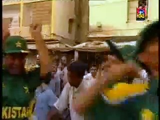 Pakistani Cricket Team - Umar Sharif