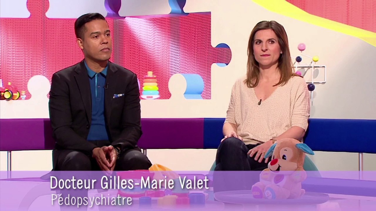 Avant 3 mois le bébé contrôle-t-il ces mouvements ? Les Maternelles-ep04-Q1