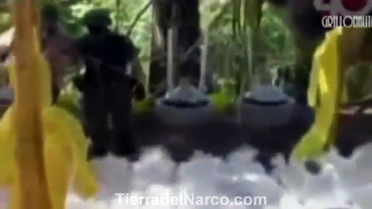 Graban Fuerte Balacera en Vivo La Familia Michoacana vs Los  Zetas