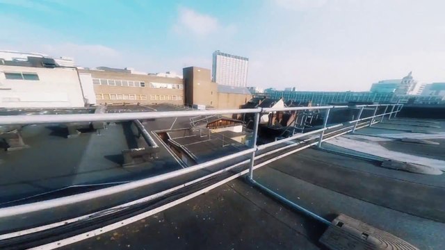 Mirrors Edge Catalyst - En Mode Parkour / FreeRun