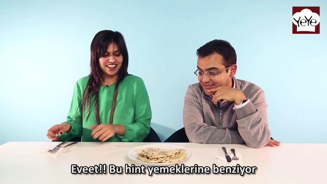 Yabancılar Türk Yemeklerini Denerse: İçli köfte, Gözleme