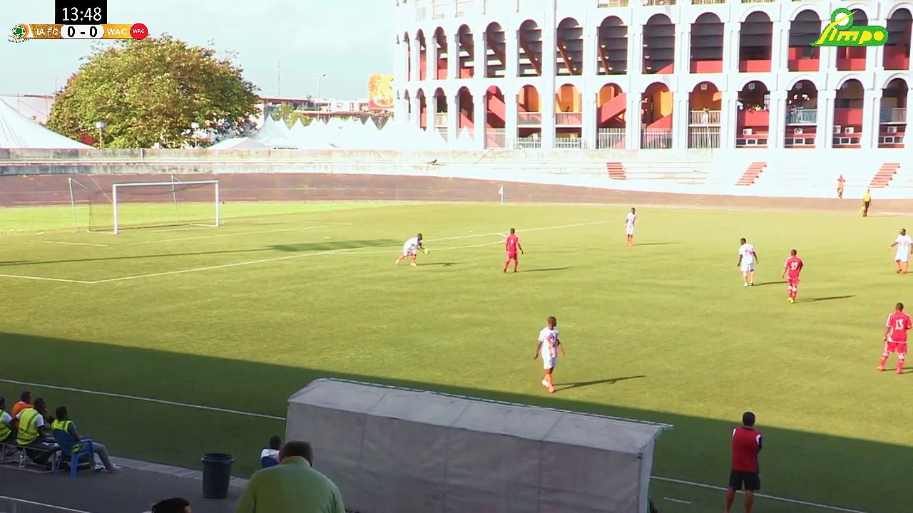 Ivoire Académie FC - Williamsville Athlétic Club ( 0-0) - Parc des Sports de Treicheville - 1er mi-temps de la 16ème journée de Ligue 2, le 10 Mai 2015