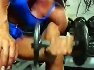 You must follow this muscular woman - bodybuilding
