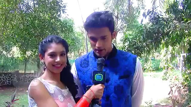 (Video) Parth Samthaan aka Manik Gets MOBBED By Girls _ Kaisi Yeh Yaariaan