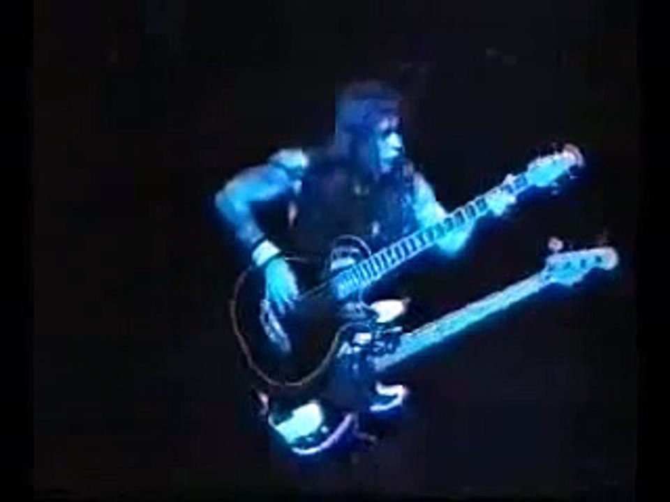 Steve Harris Best Bass Solo Live - Iron Maiden