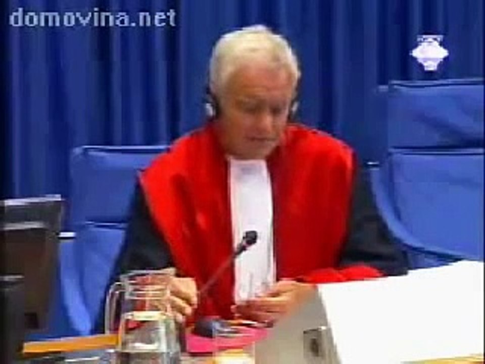 Seselj predaje istoriju - u Hagu