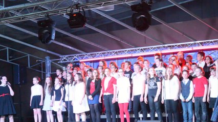 Concert partagé entre Witloof Bay et les collégiens de Tucquegnieux et les élèves de Trieux