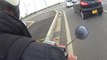 Un motard japonais punit un pollueur