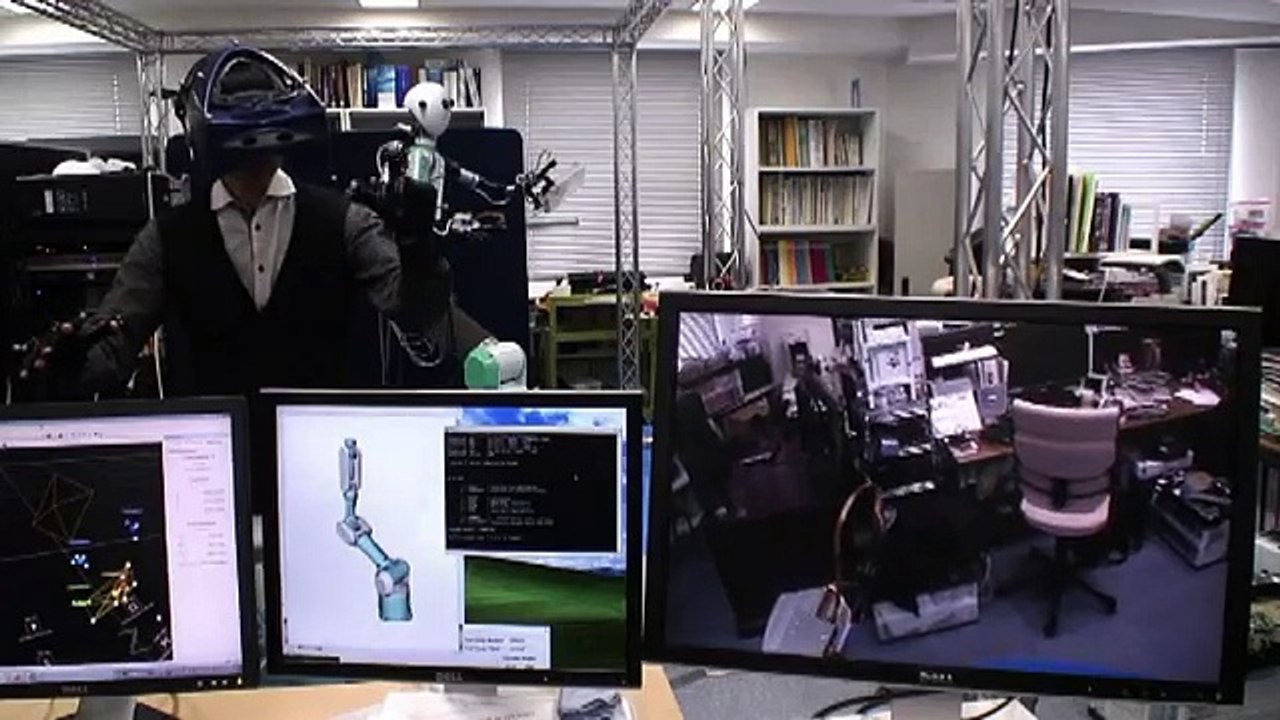 五感を伝えられる「アバター」型ロボット、慶応大が開発