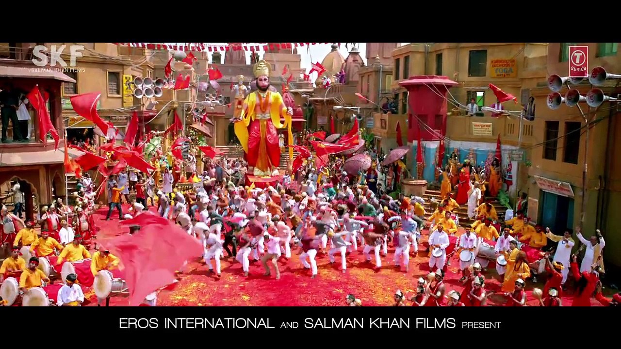 Selfie Le Le Re VIDEO Song Bajrangi Bhaijaan Salman Khan