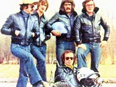 CRNI BISERI - Šta ću sad (No. 2) 1976