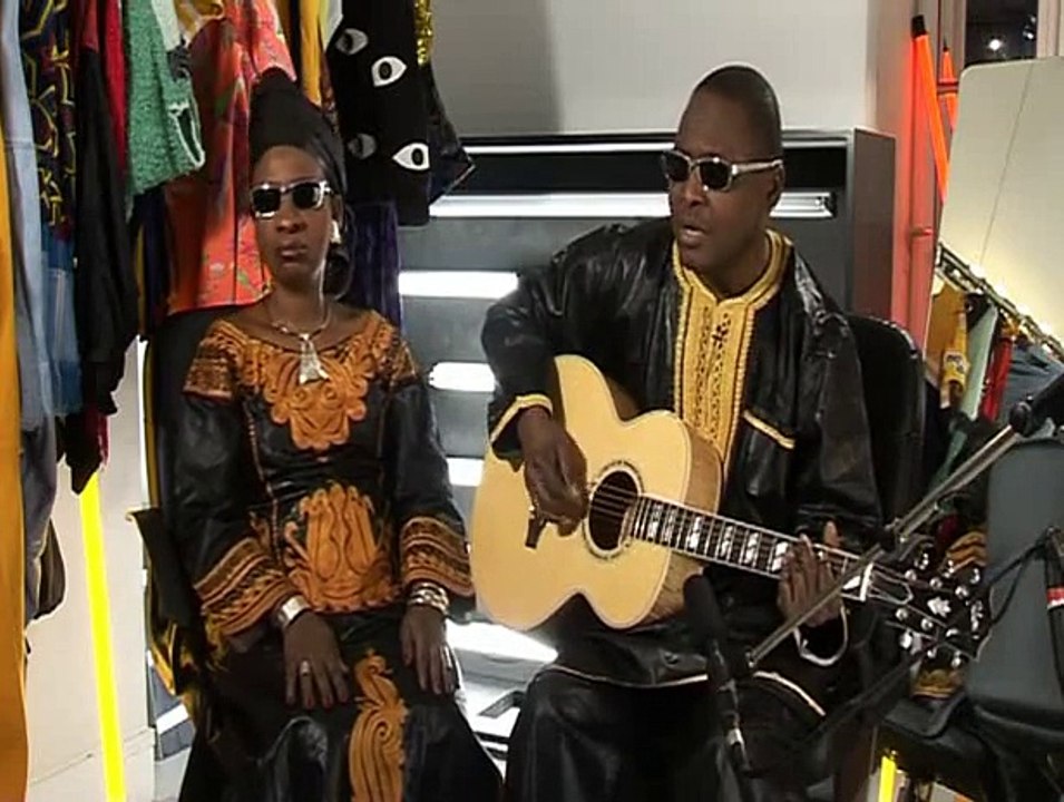 Amadou & Mariam - Ce n'est pas bon (live - acoustique)