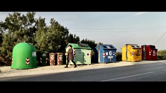 In piedi, costruttori di pace - Nuovi Stili di Vita - Senigallia - Spot
