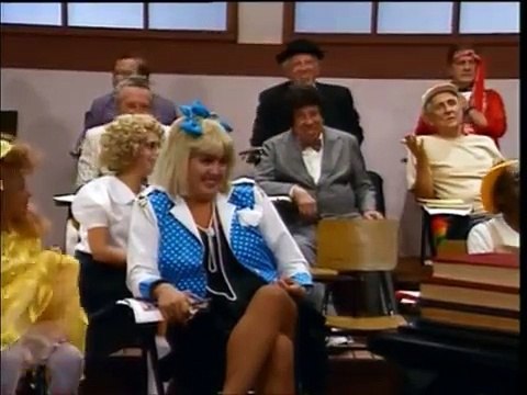 Chico Anysio - Escolinha do Professor Raimundo - Aldemar Vigário: Fale sobre Adônis