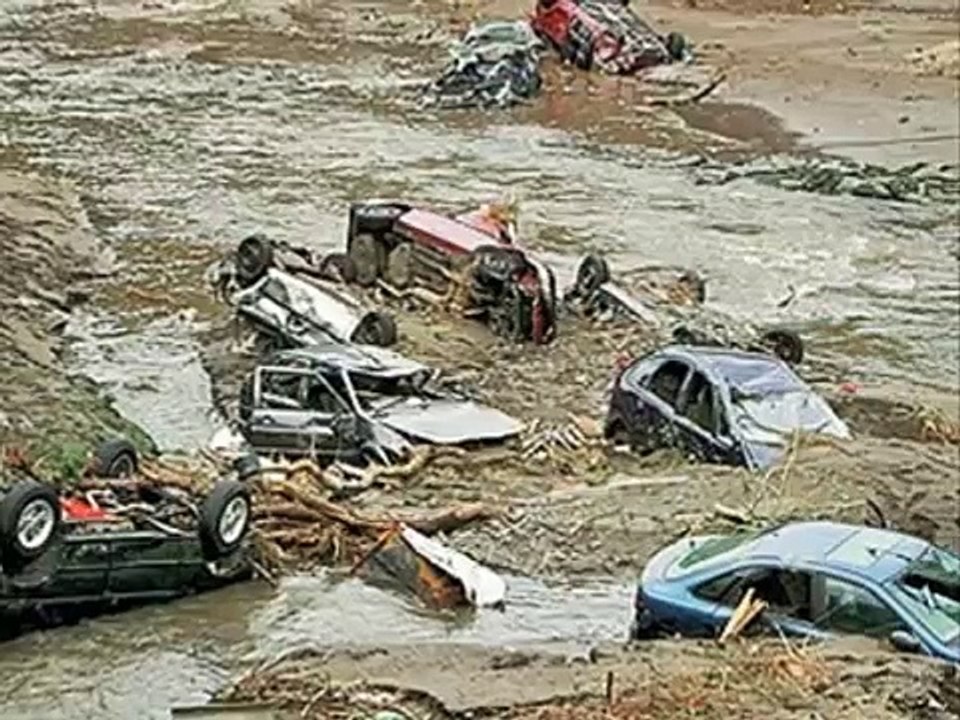 AS Geography Revision: Boscastle Flood 2004