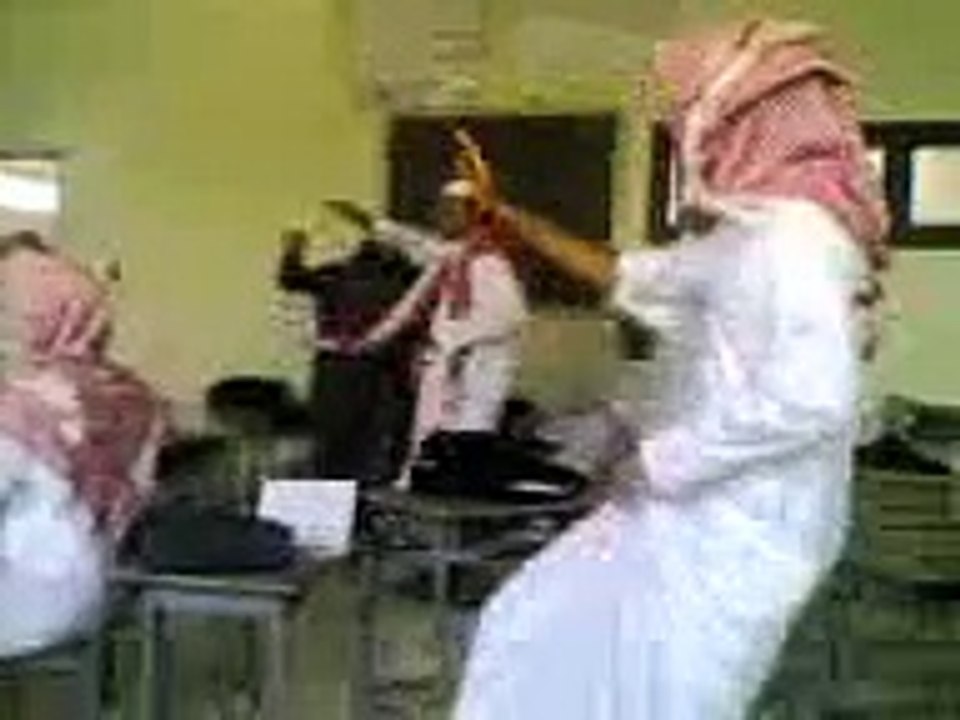 رقص وهز خليجي في ..ال