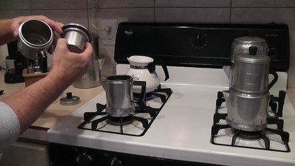 Brewing Coffee with a Dripolator