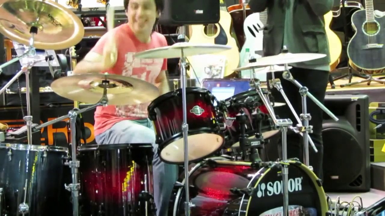 Fede Rabaquino - Clinica de bateria - Todomusica Drum Workshop (LIVE Drum Cover) "So Lonely" Police