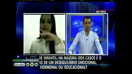 Homem mostra a bunda para pastor da Igreja Universal na TV Record- Assista o Vídeo