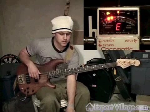 How to Play Bass Guitar: Beginner Lessons : Tuning a Bass (Electronic)