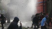 Nueva jornada de enfrentamientos entre policía y estudiantes en Chile