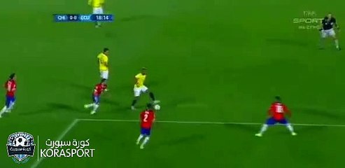 اول تسديدة لـ الاكوادور وتصدى رائع من برافو