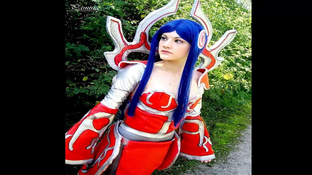 Top Sexiest Cosplay Irelia of Hot Girls - League of Legends LoL Replays