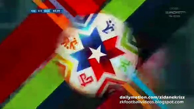 Vidal faul before penalty 0-1 - Chile v. Ecuador - Copa America 11.06.2015