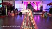 Karachi Wedding Mehndi NighT Dance On - MEhndi RanG Lai 2015 Saraiki HD Songs