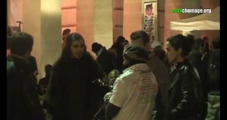 10 déc 2011 - Les Indignés - Déclaration des Droits Humains -Paris Place Stalingrad -