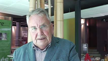 Raymond Freyssaguet, vice-président de la CAPI, présente le projet de développement de la maquette numérique pour le secteur du bâtiment