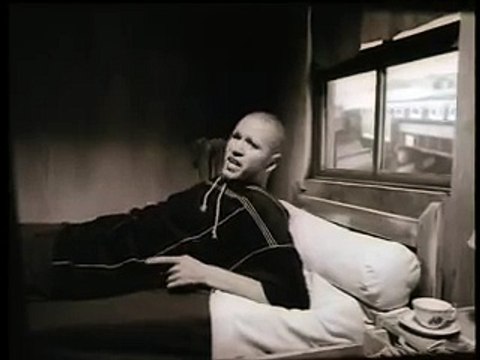 Lucas - Lucas with the lid off